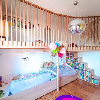 Tischlerei nipa Hamburg | Kinderzimmer mit Hochebene vom Tischler zum Spielen auf mehr Platz